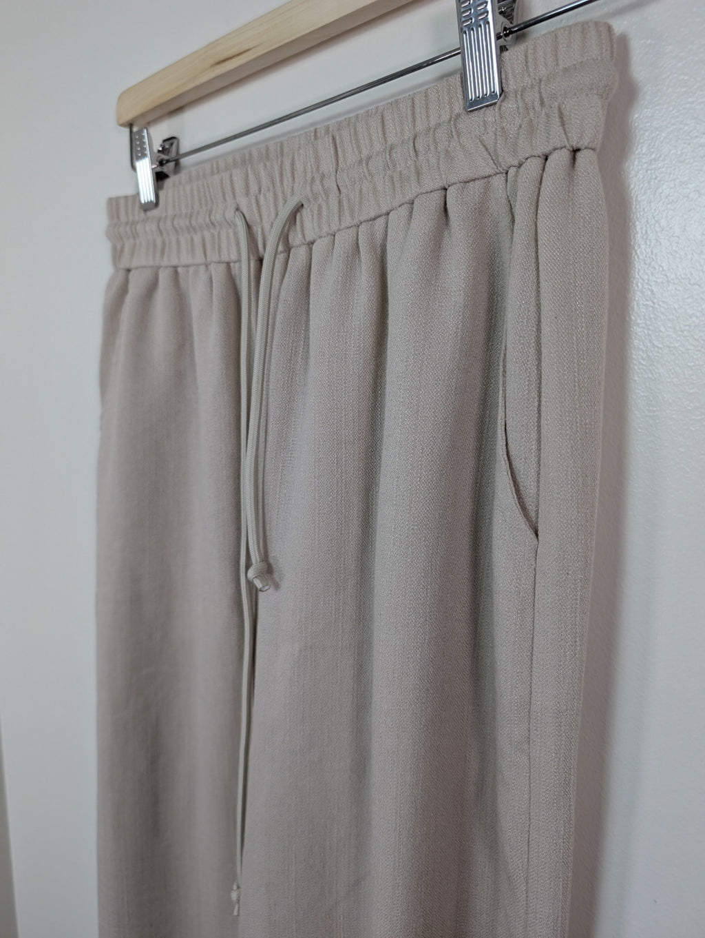 Halara beige pants - Appears M
