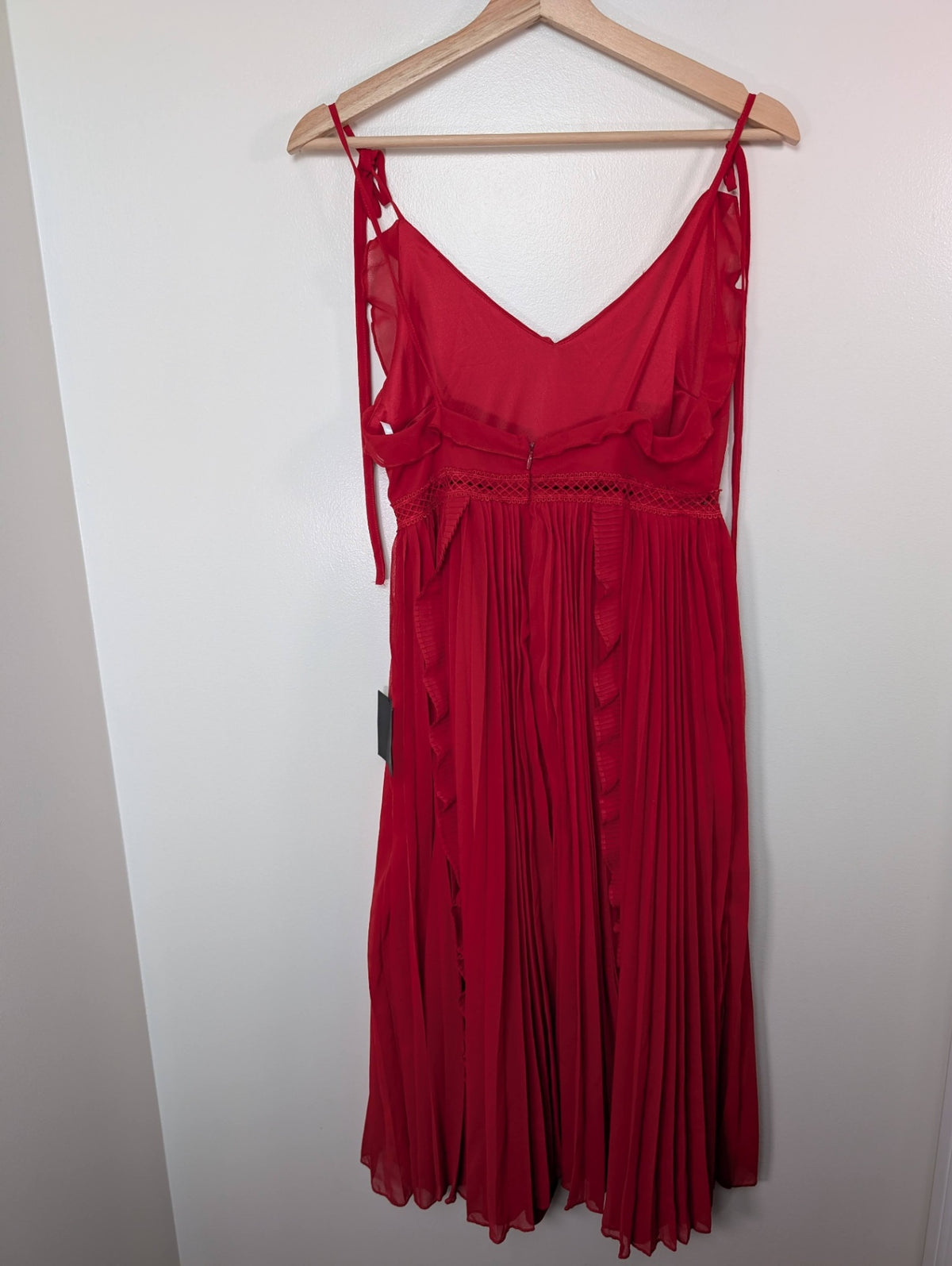 NWT Lulus red dress - S
