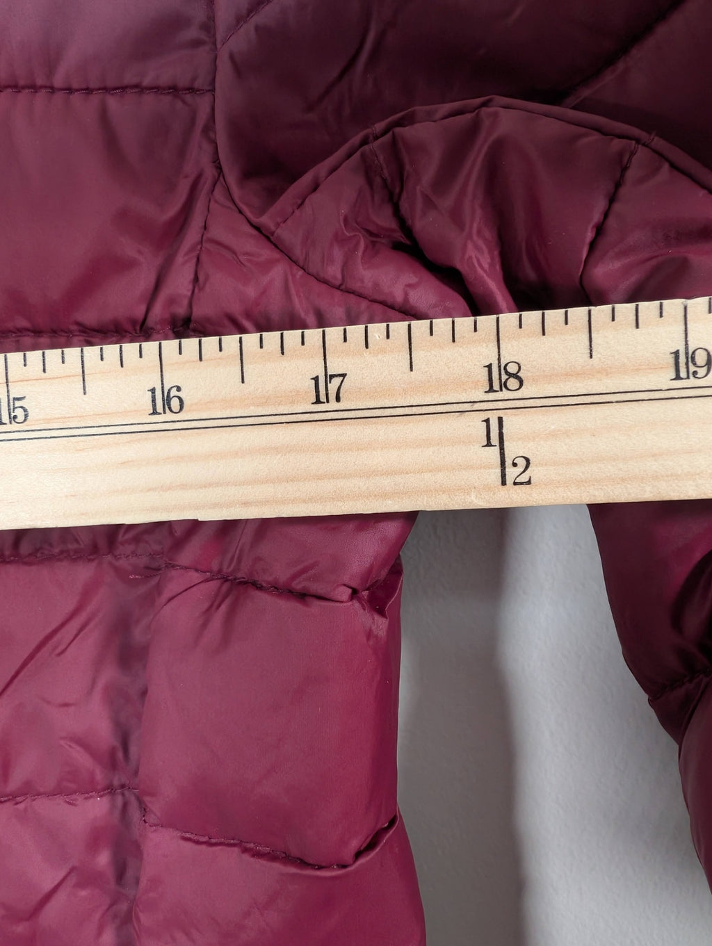 Old Navy burgundy puffer - S