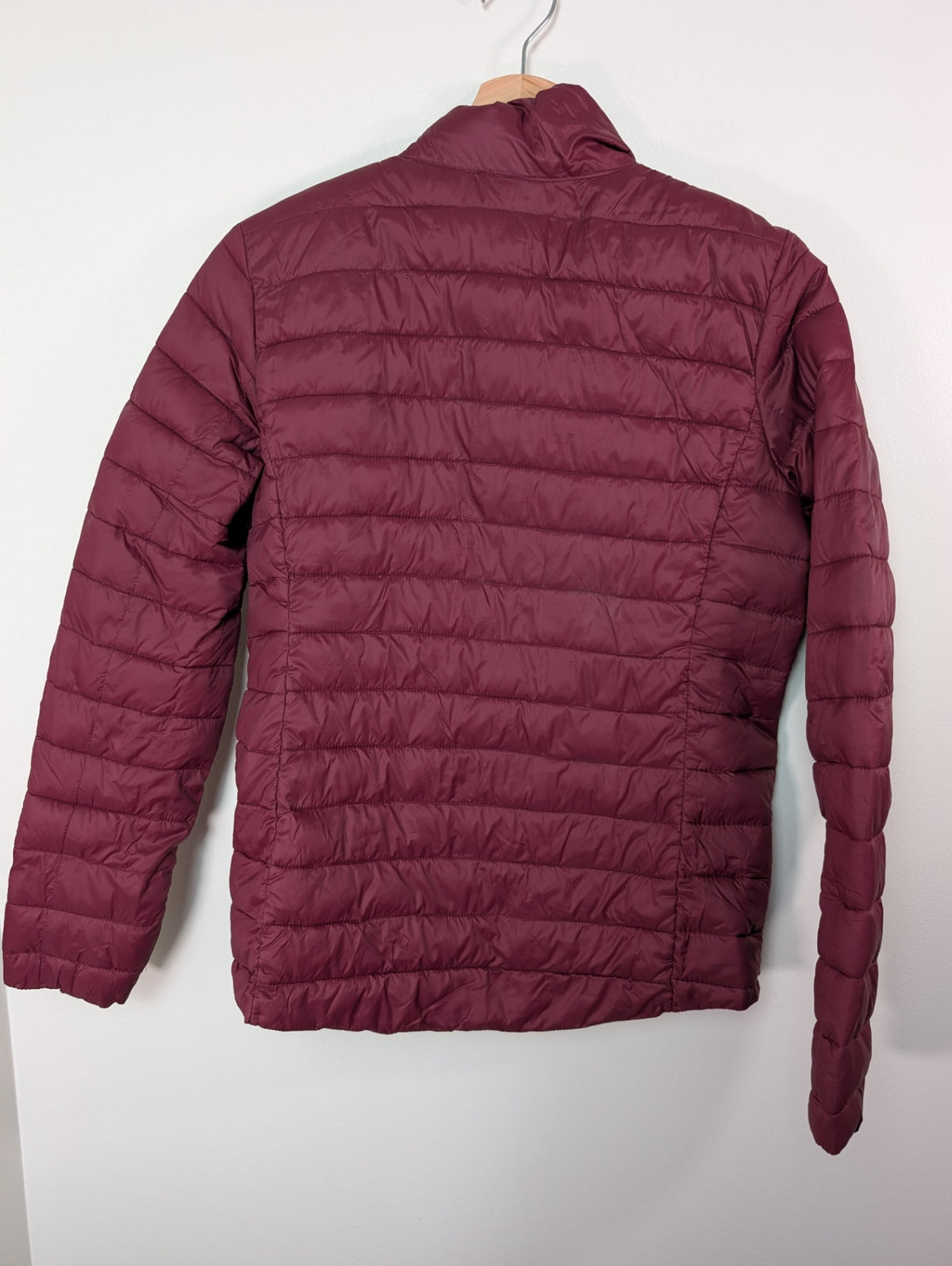 Old Navy burgundy puffer - S