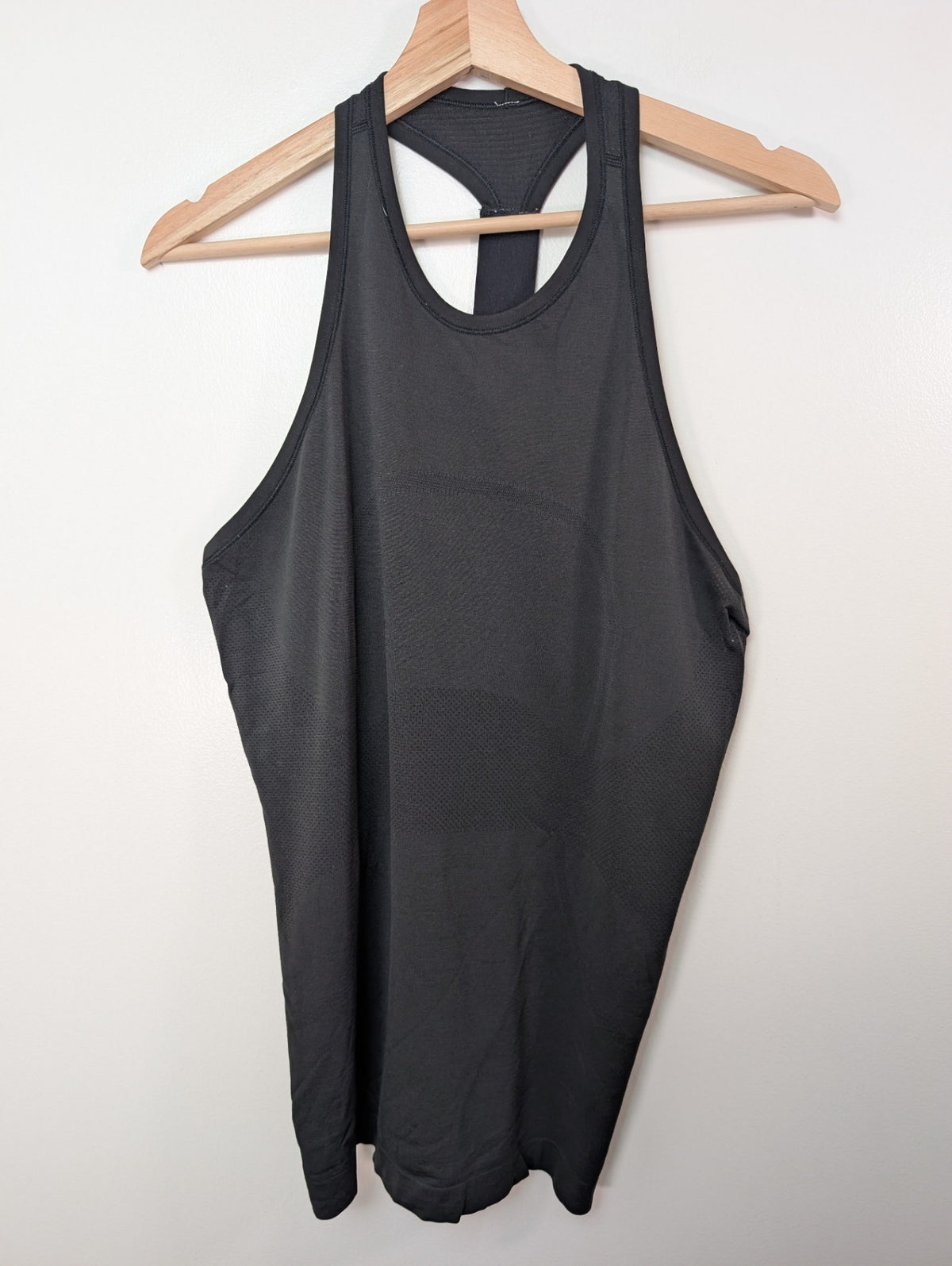 Lululemon black racerback - Appears M
