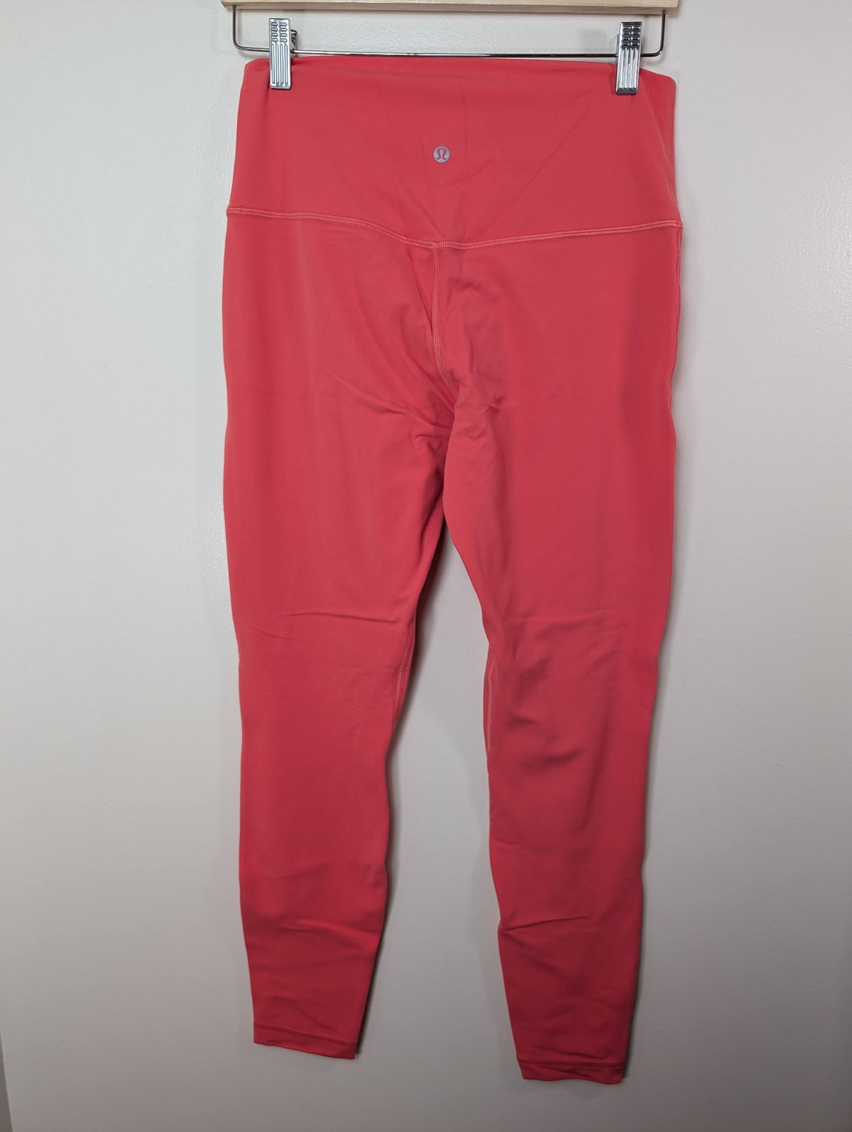 Lululemon coral leggings - 10