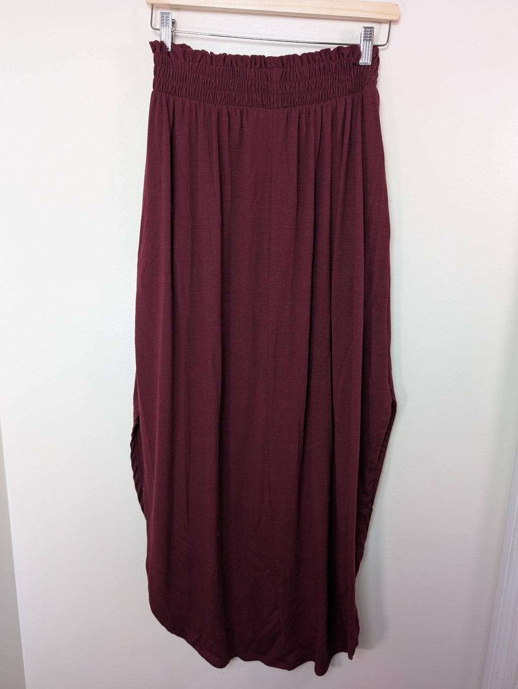 Zenana skirt- M