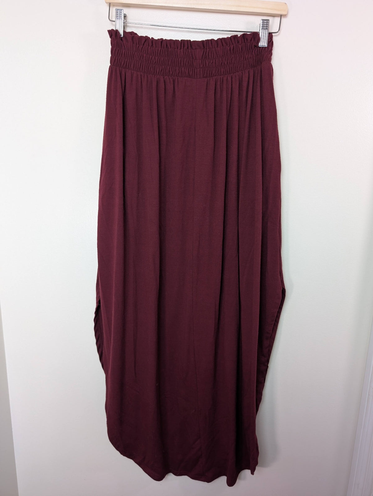 Zenana skirt- M