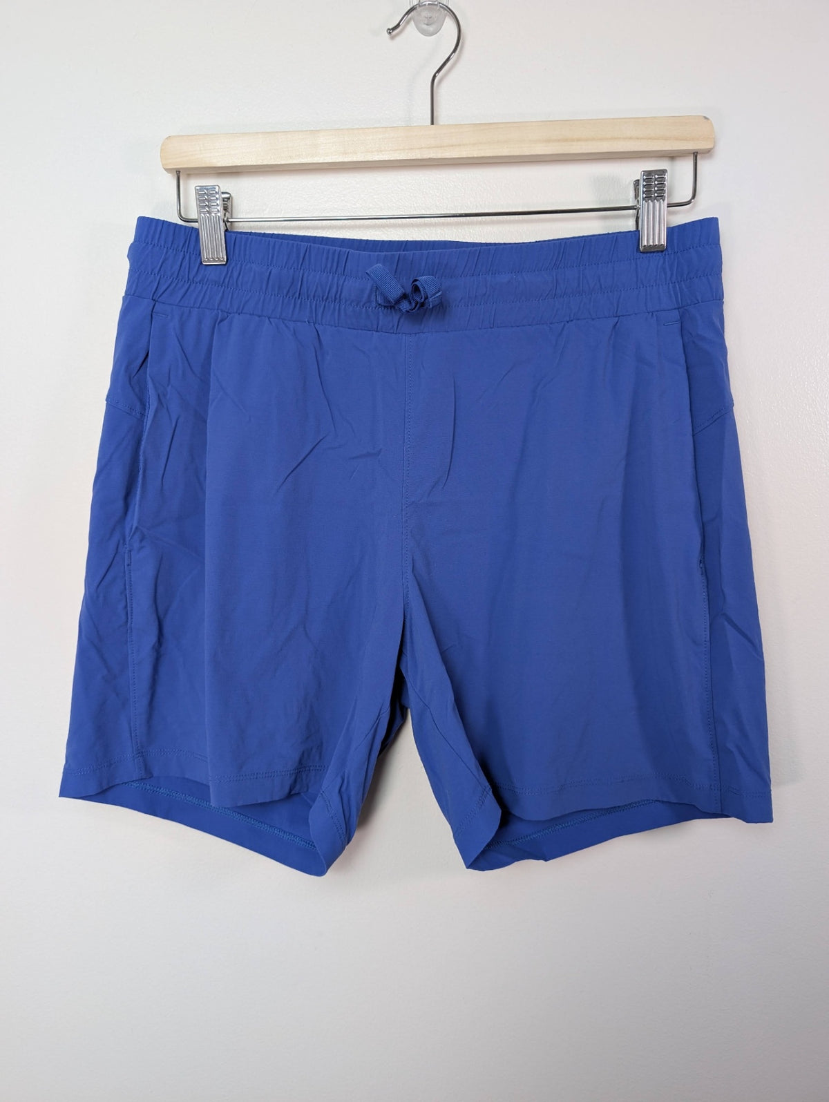 Tuff Athletics blue shorts - M