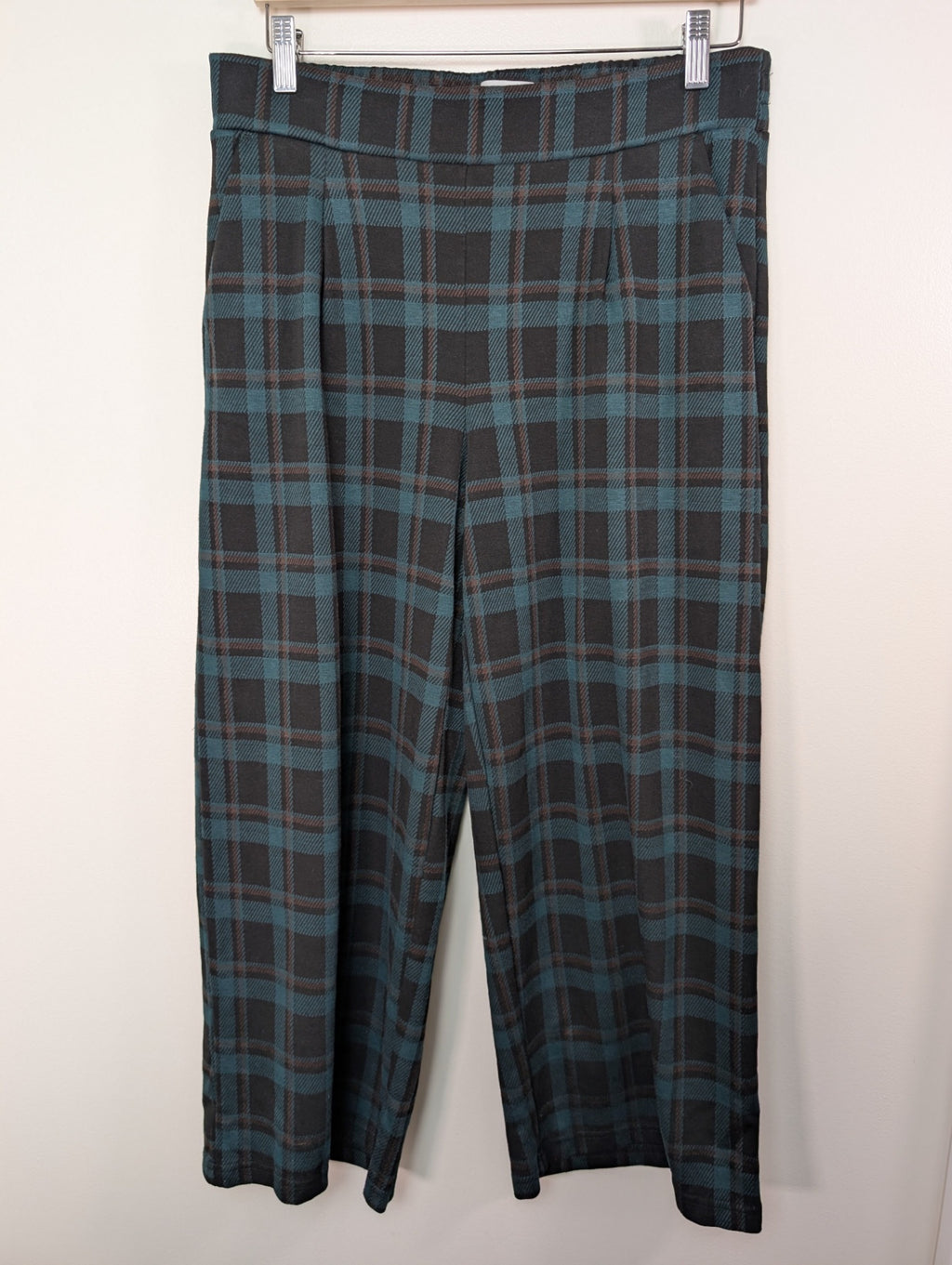 Ichi green plaid pants - L