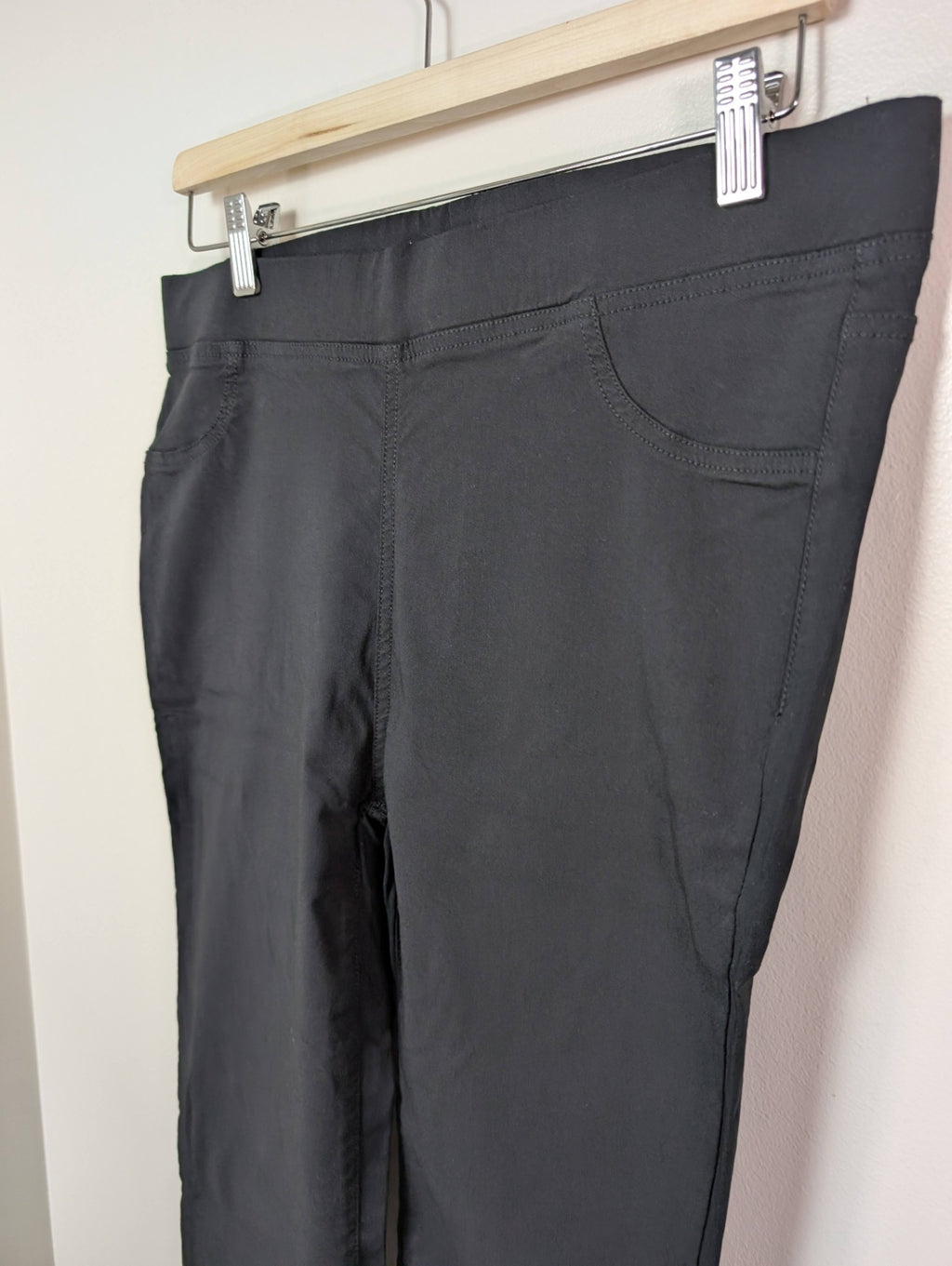 b.young black jegging - XL