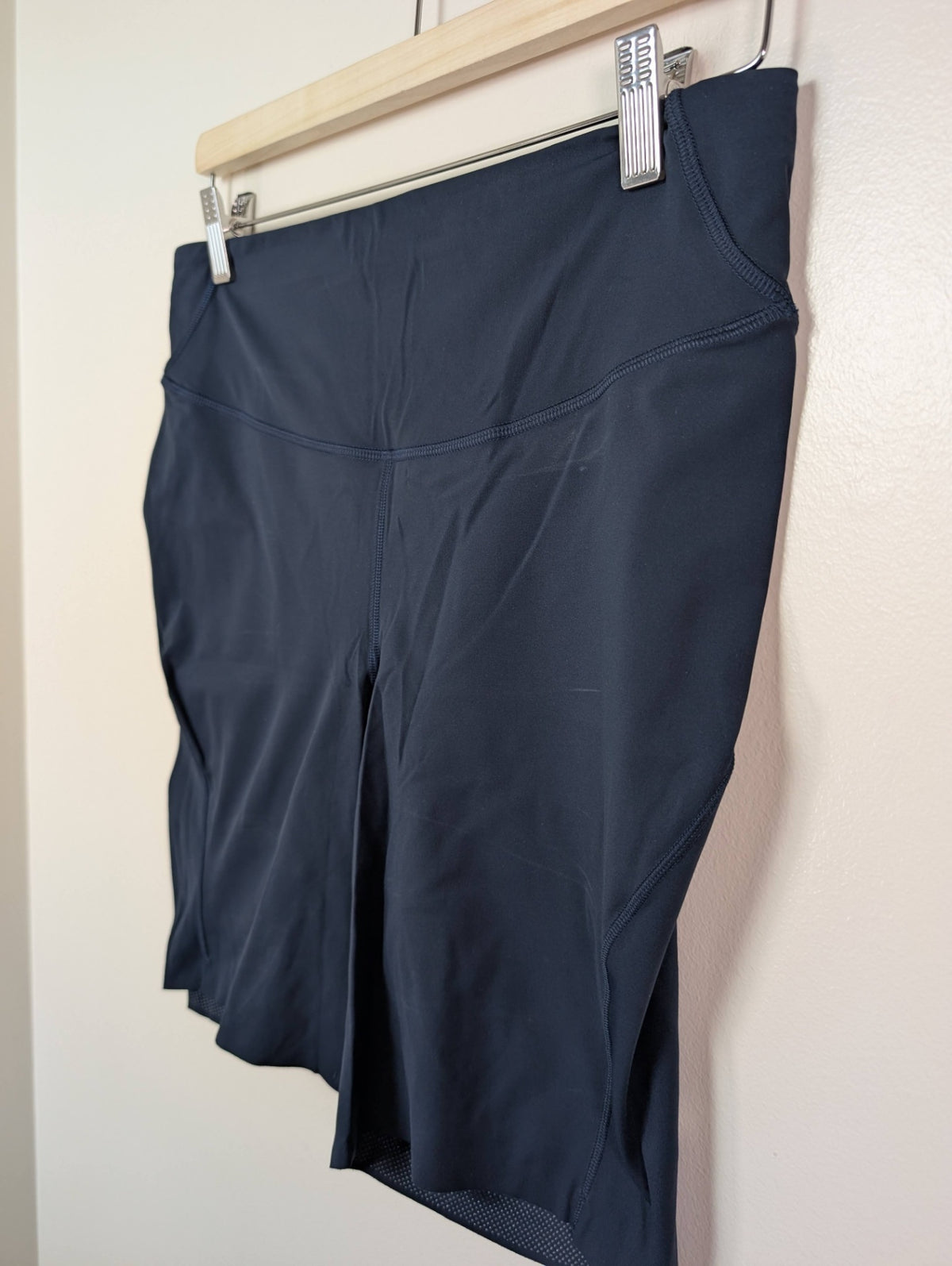 Lululemon blue shorts - 10