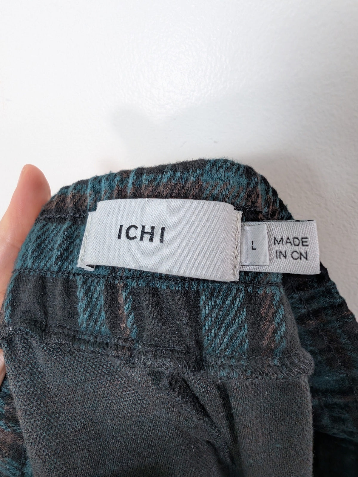 Ichi green plaid pants - L