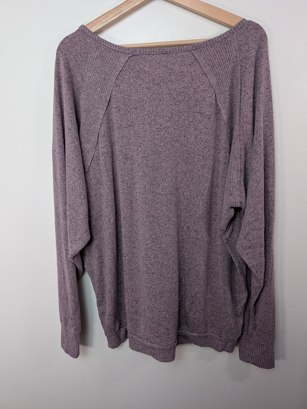 Vanilla Bay purple sweater - M