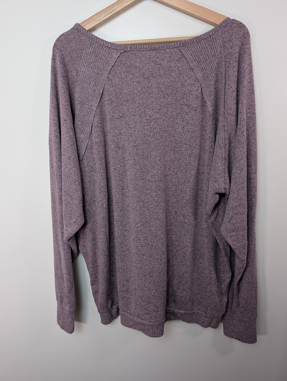 Vanilla Bay purple sweater - M