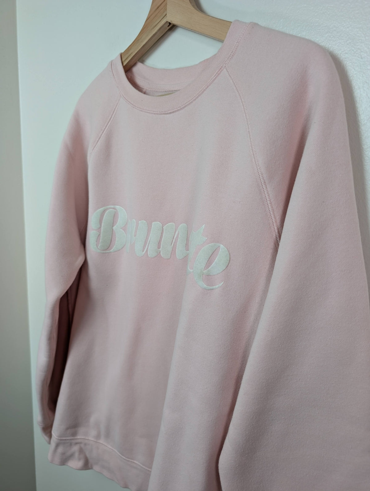 Brunette the Label pink crewneck- L