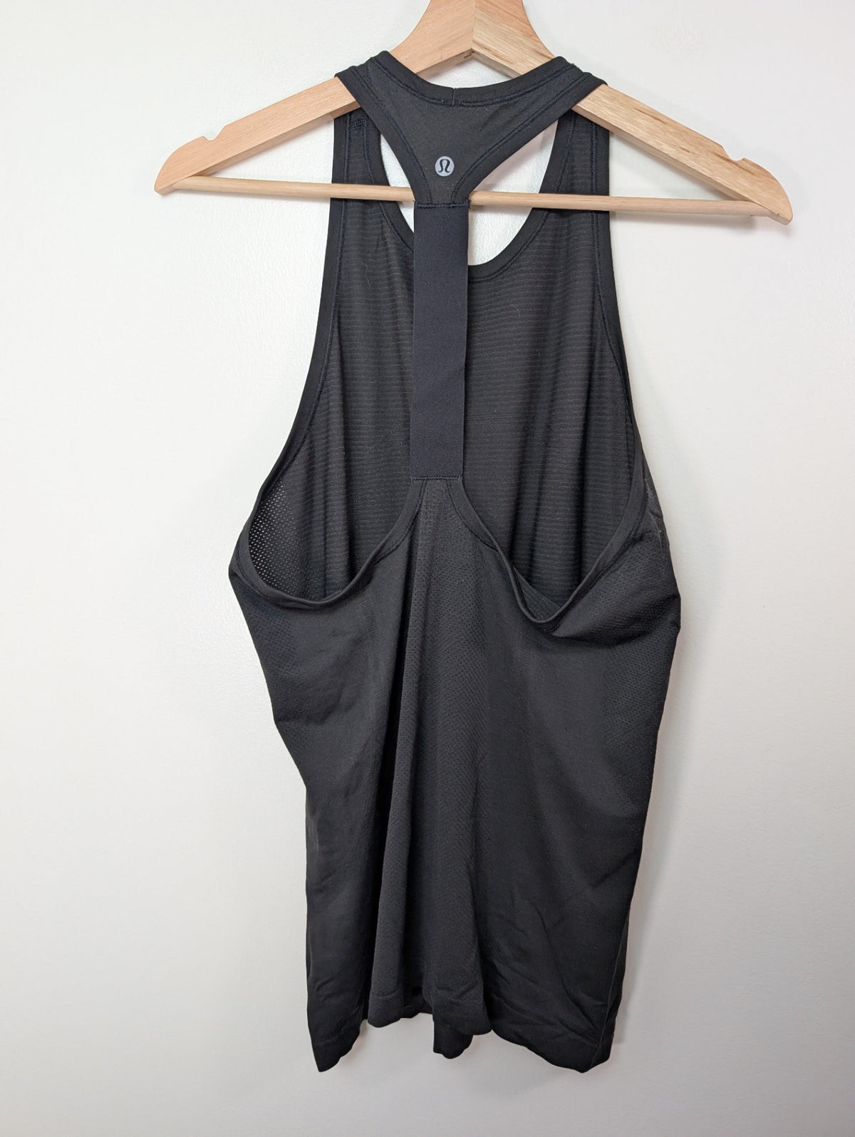 Lululemon black racerback - Appears M