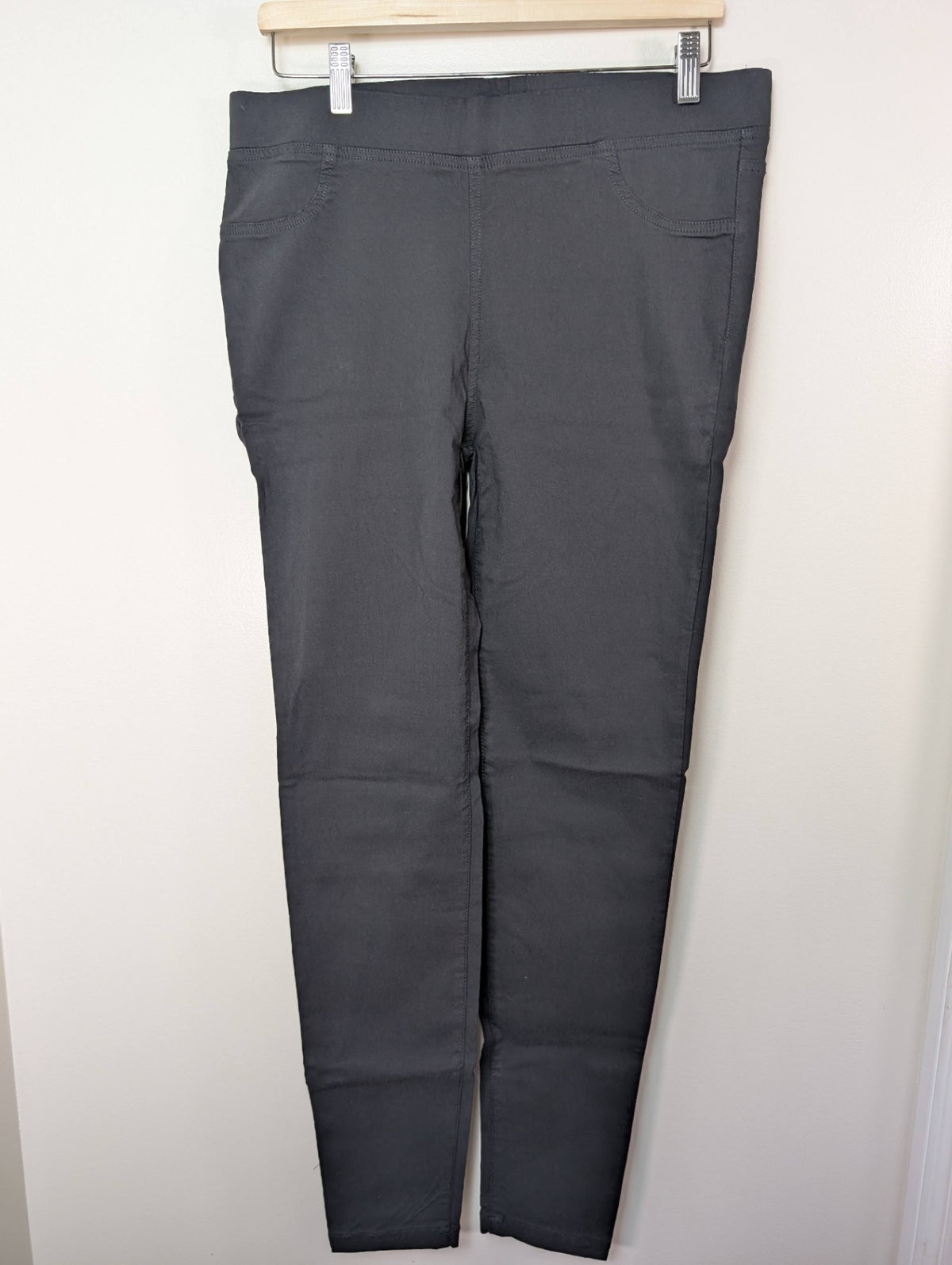 b.young black jegging - XL