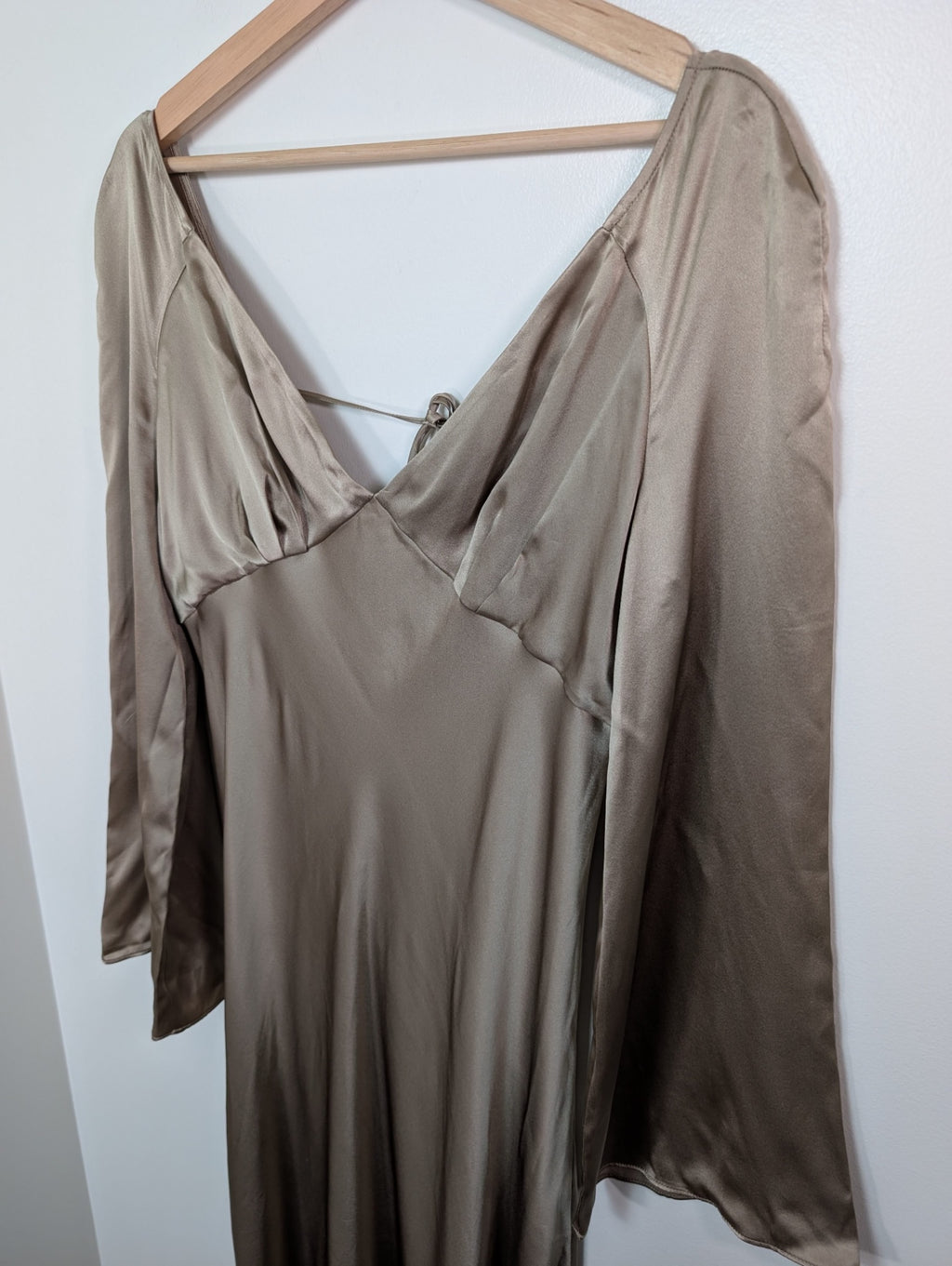 NWT Silk Maison gold dress - L