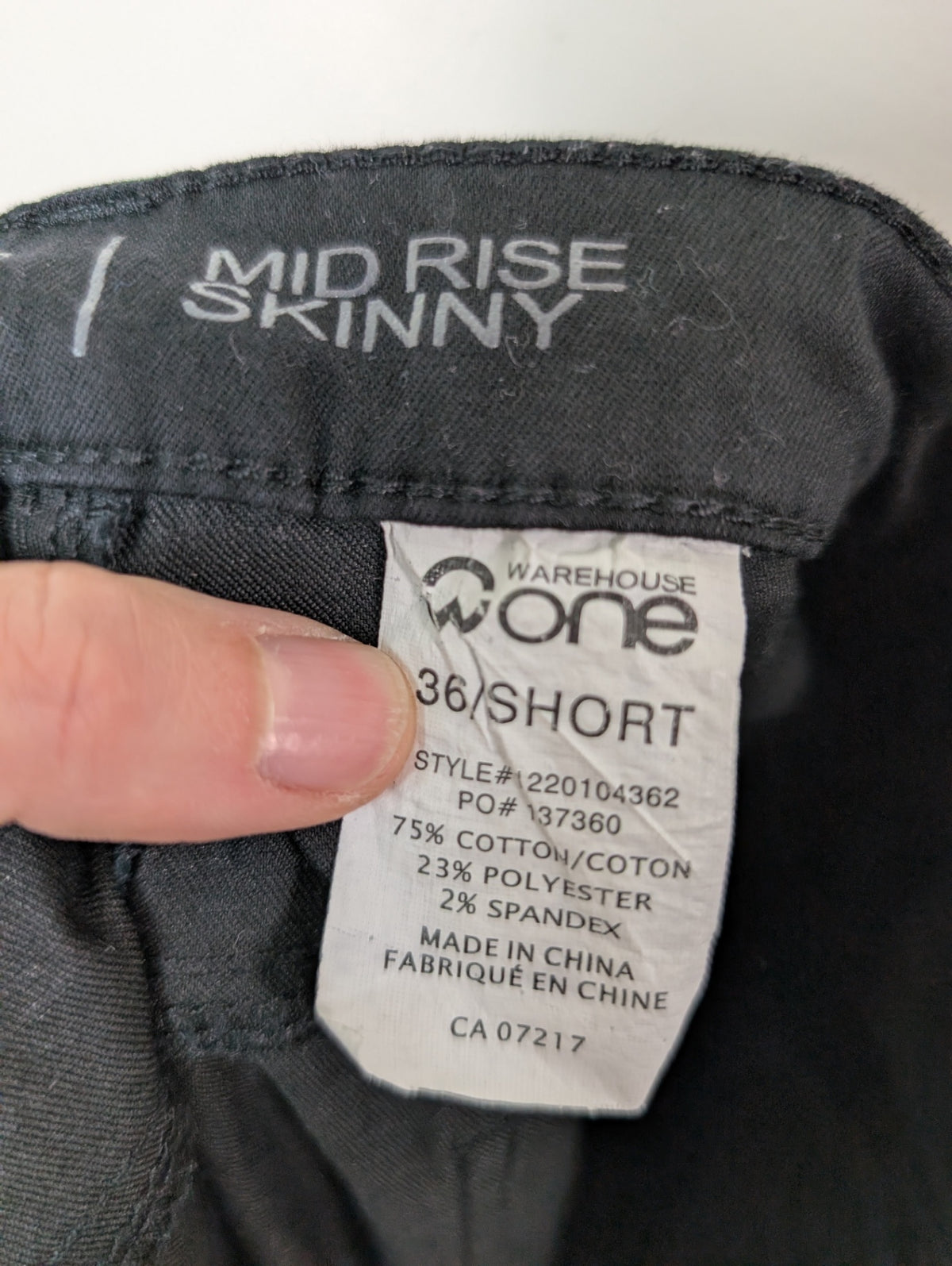 Warehouse One black mid rise skinny - 36 short