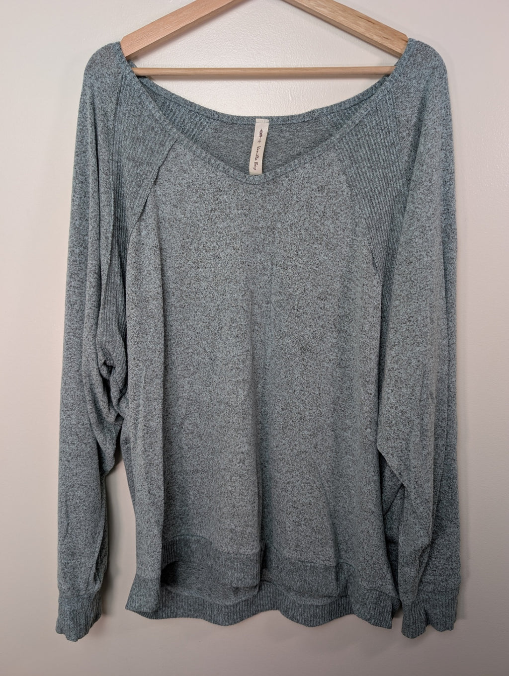 Vanilla Bay blue sweater- M
