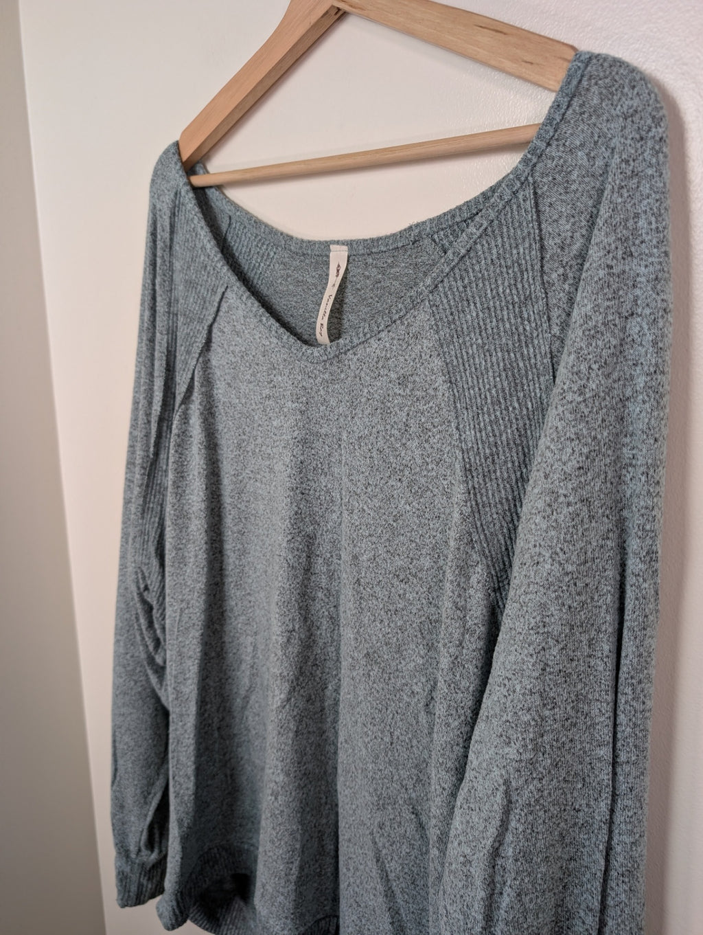 Vanilla Bay blue sweater- M