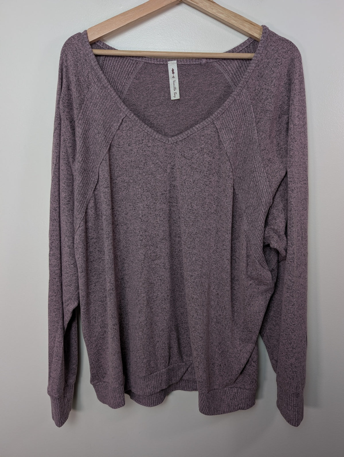 Vanilla Bay purple sweater - M