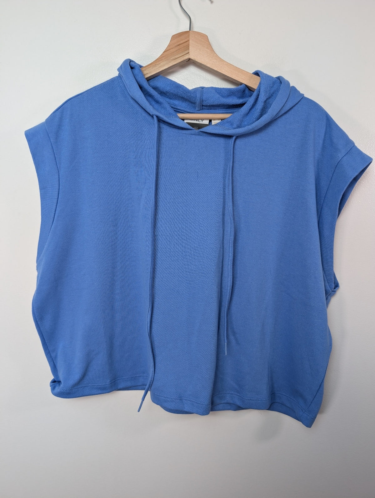 NWT ONLY blue hooded top - L