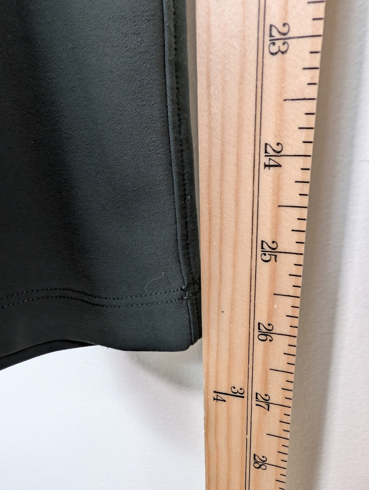 Lululemon green on the fly pant - 6