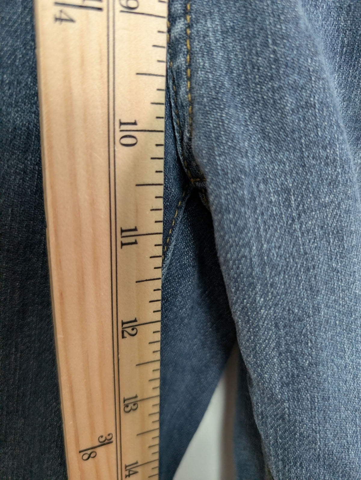 Judy Blue jeans - 11/30