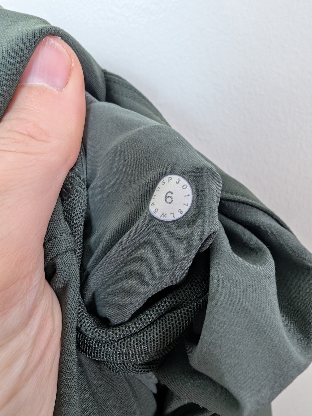 Lululemon green on the fly pant - 6
