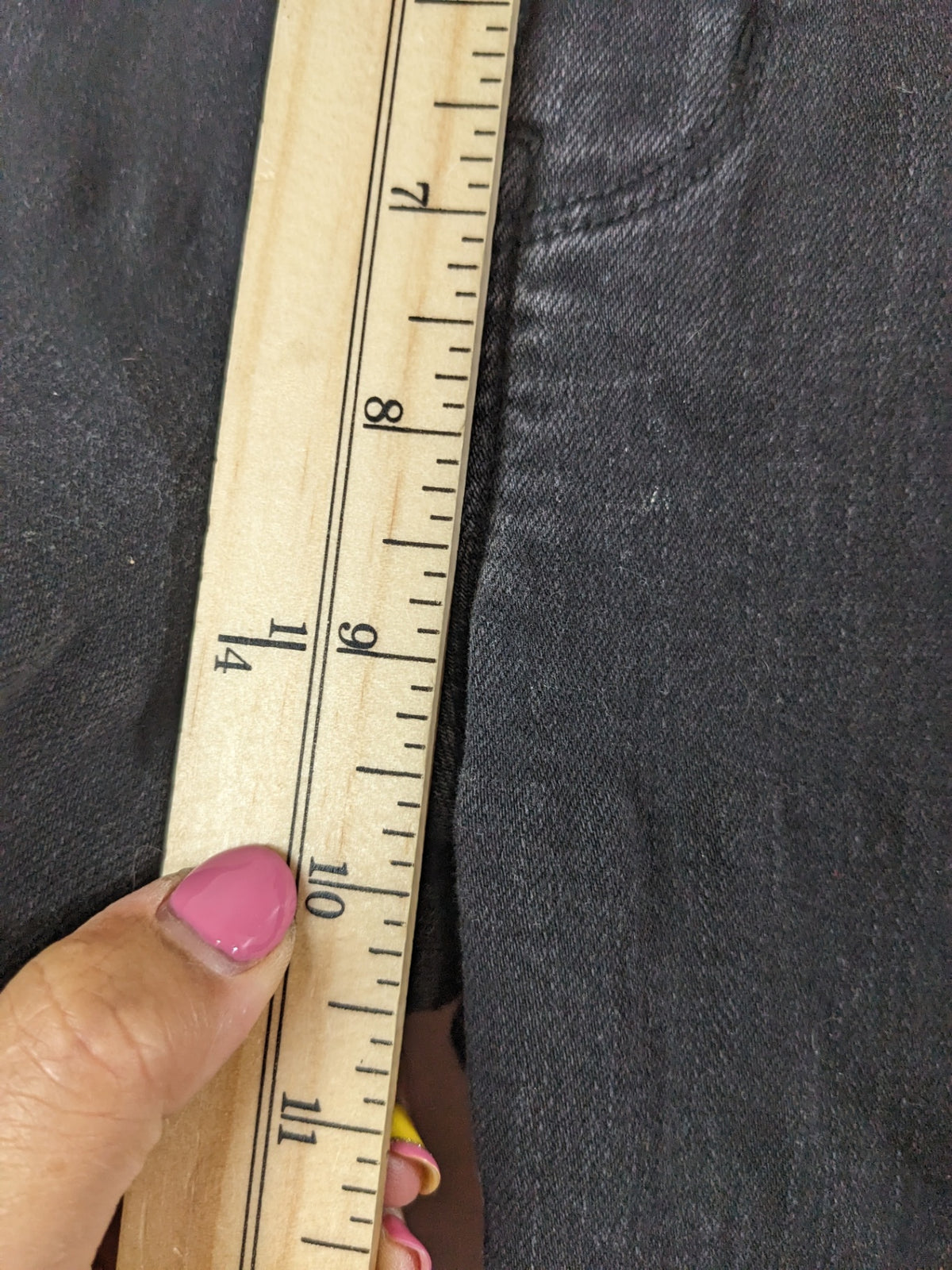 American Eagle Black Jeans - sz 6
