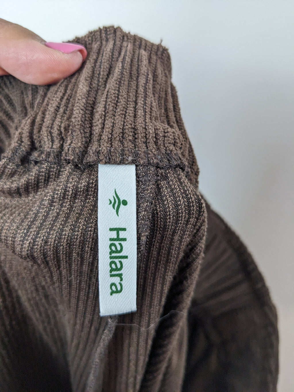 Halara Dark Brown Pants - S