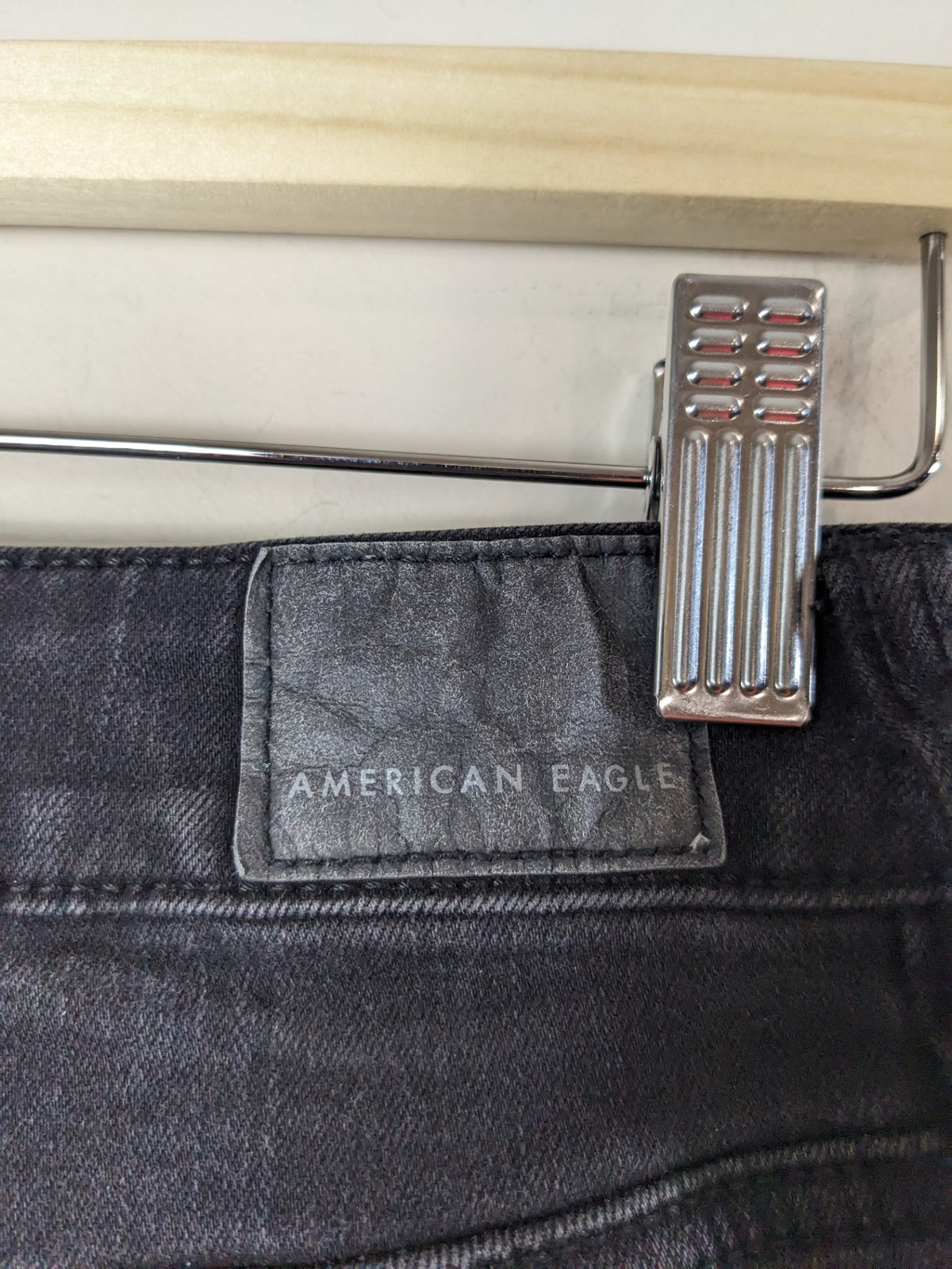 American Eagle Black Jeans - sz 6