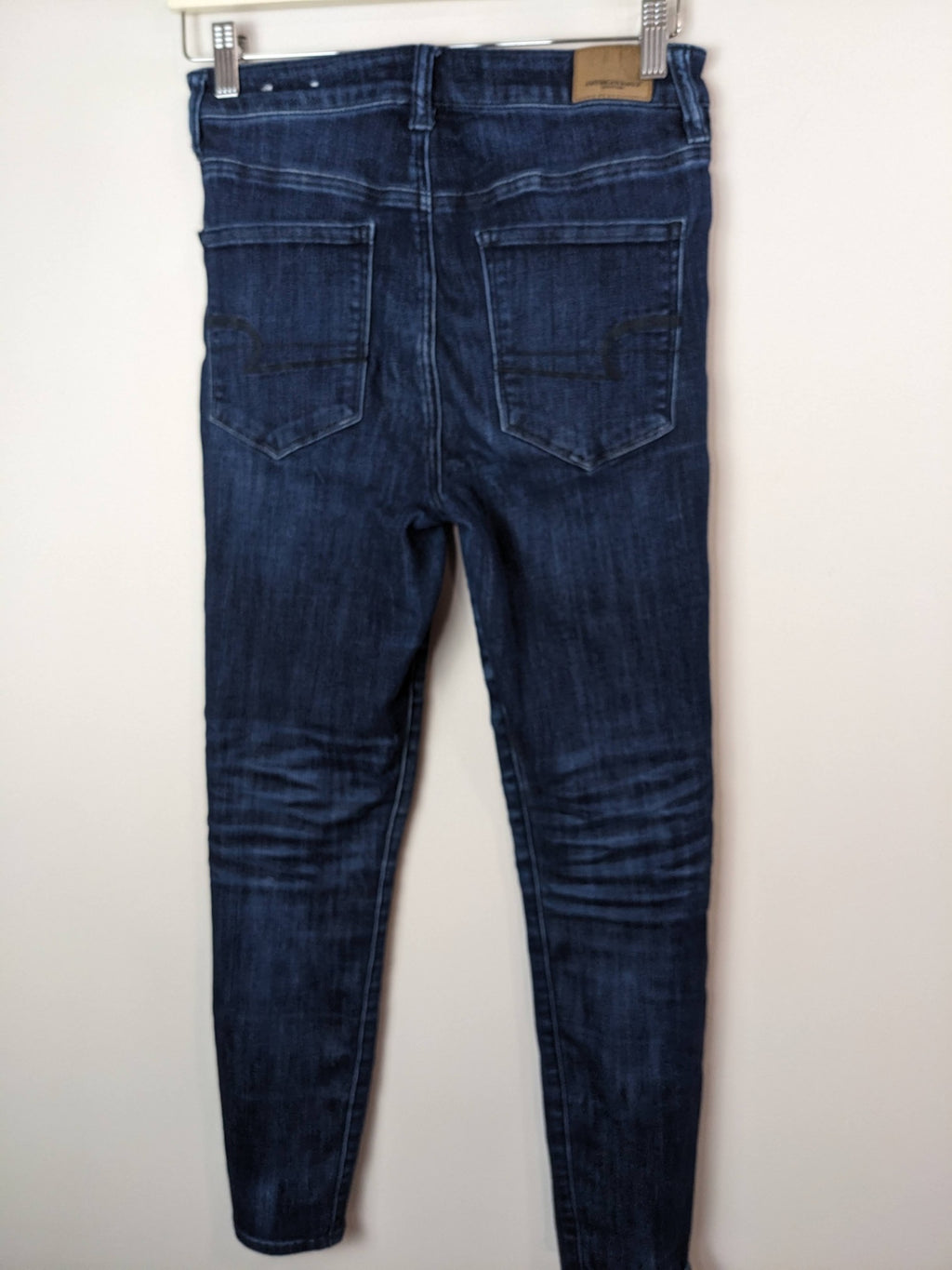 American Eagle Dark Wash Jeans - sz 6