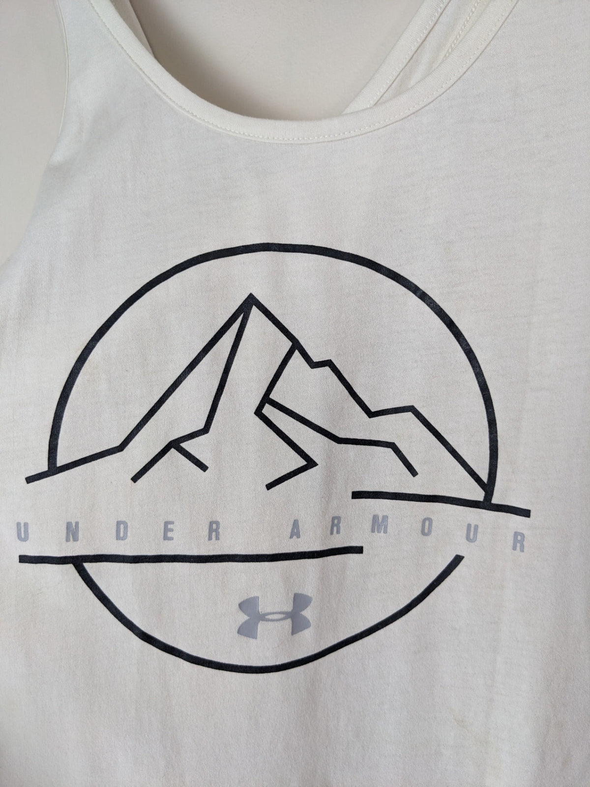 Under Armour White Mountain Tank Top - S