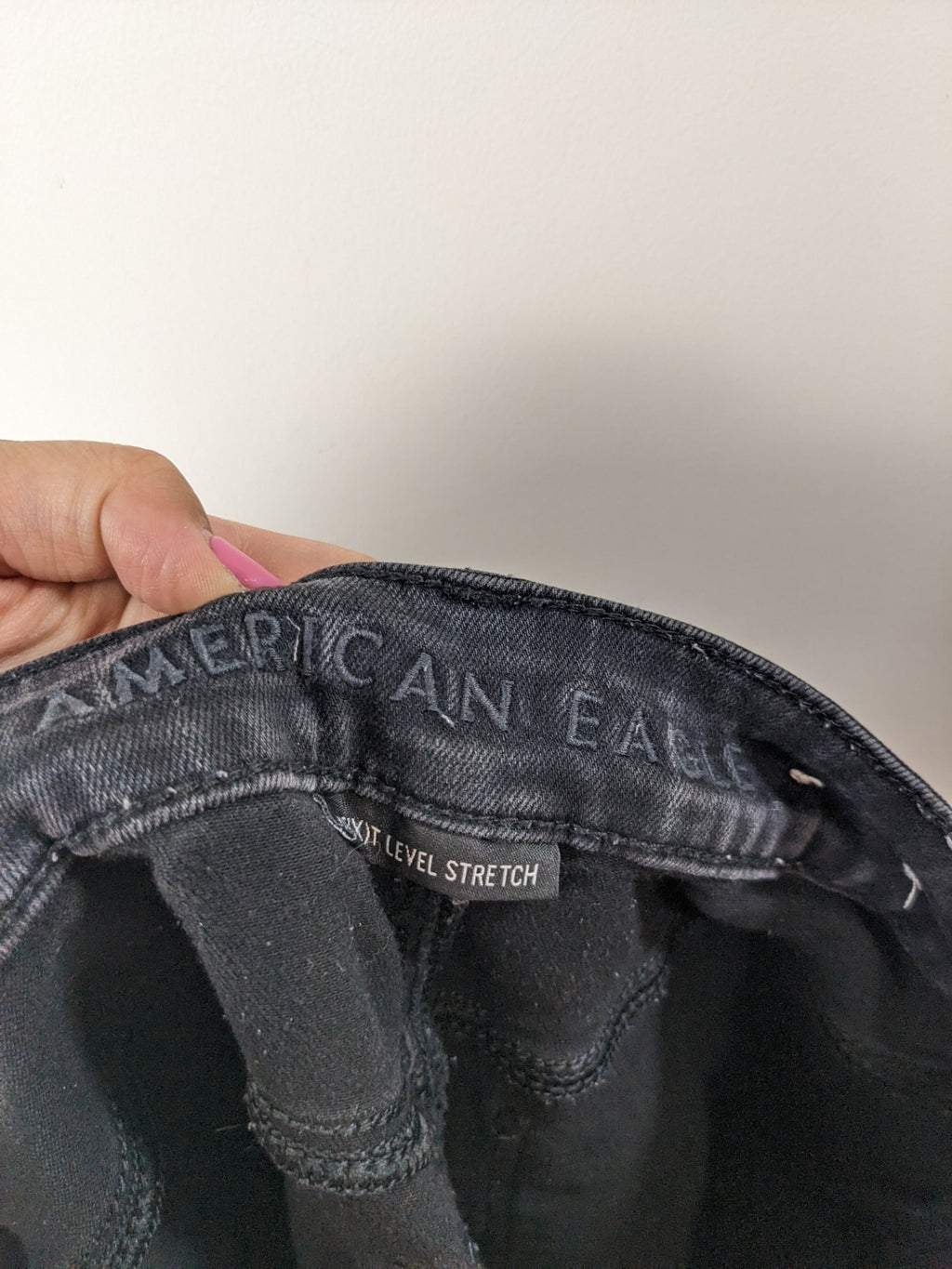 American Eagle Black Jeans - sz 6