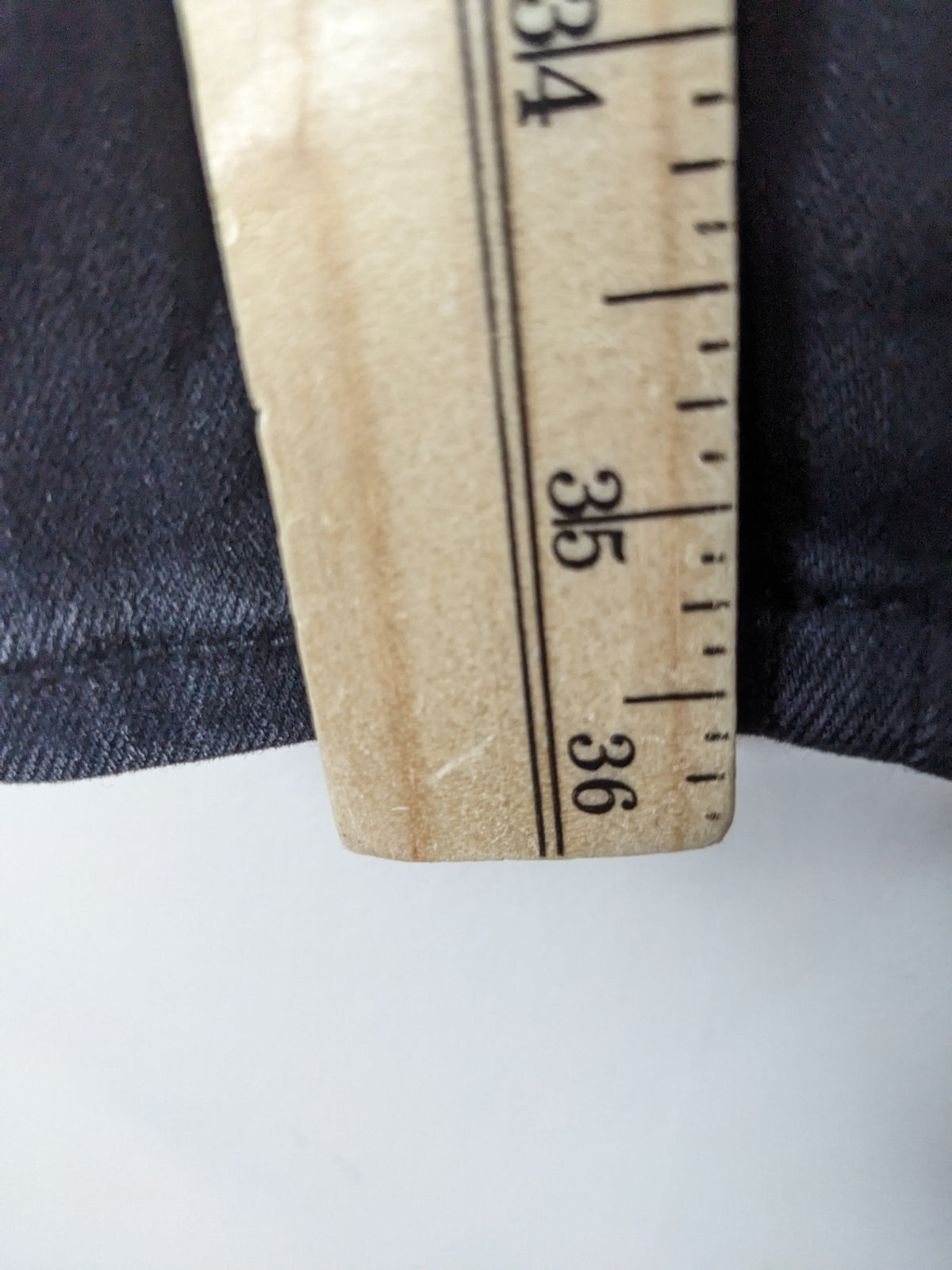 American Eagle Black Jeans - sz 6