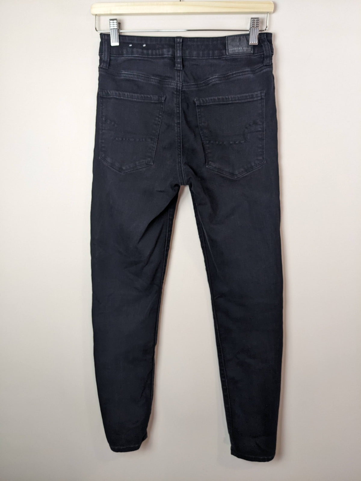 American Eagle Black Jeans - sz 6