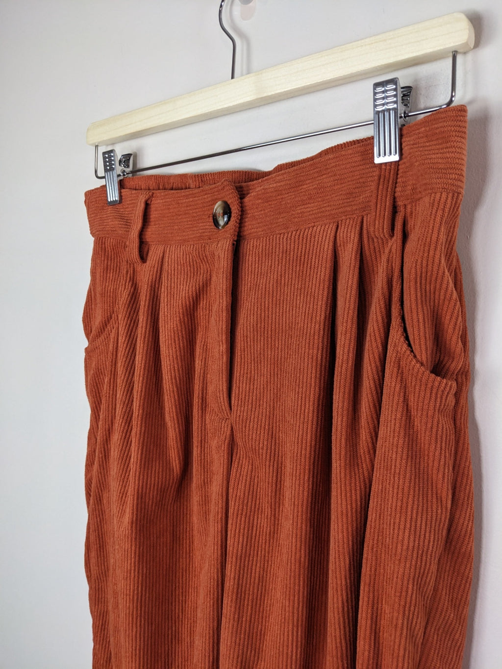 Halara Rust Corduroy Pants - S