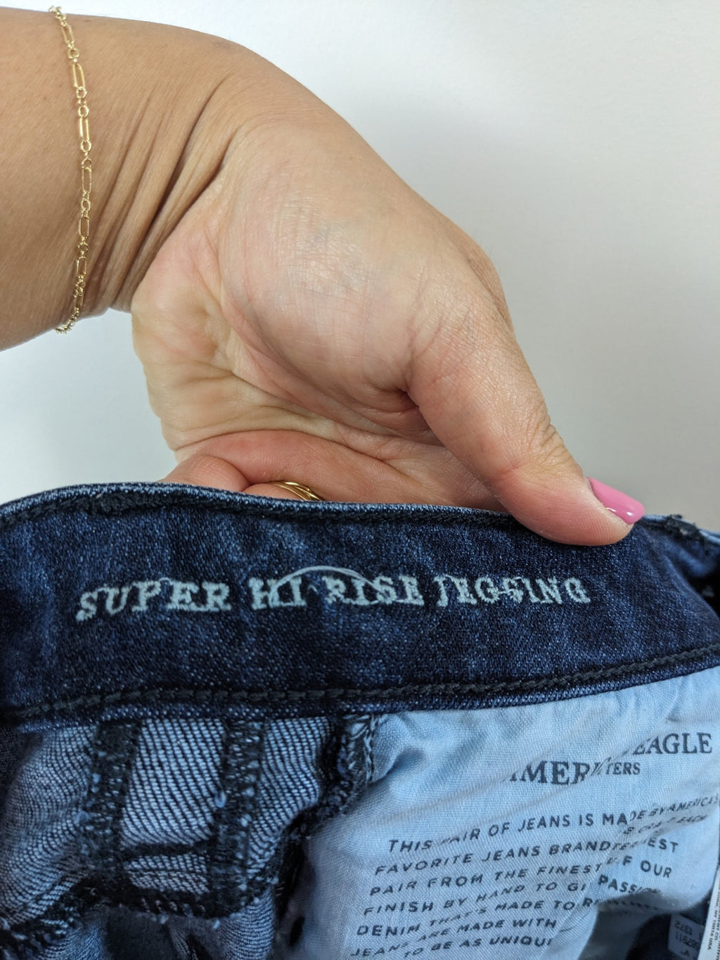 American Eagle Dark Wash Jeans - sz 6