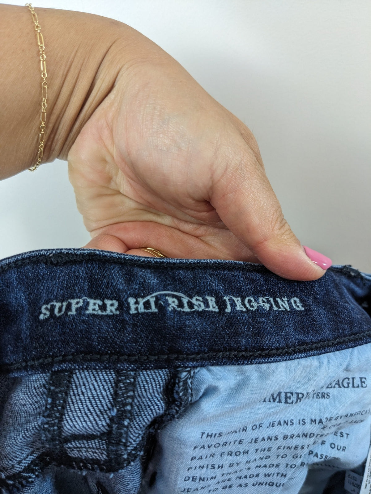 American Eagle Dark Wash Jeans - sz 6