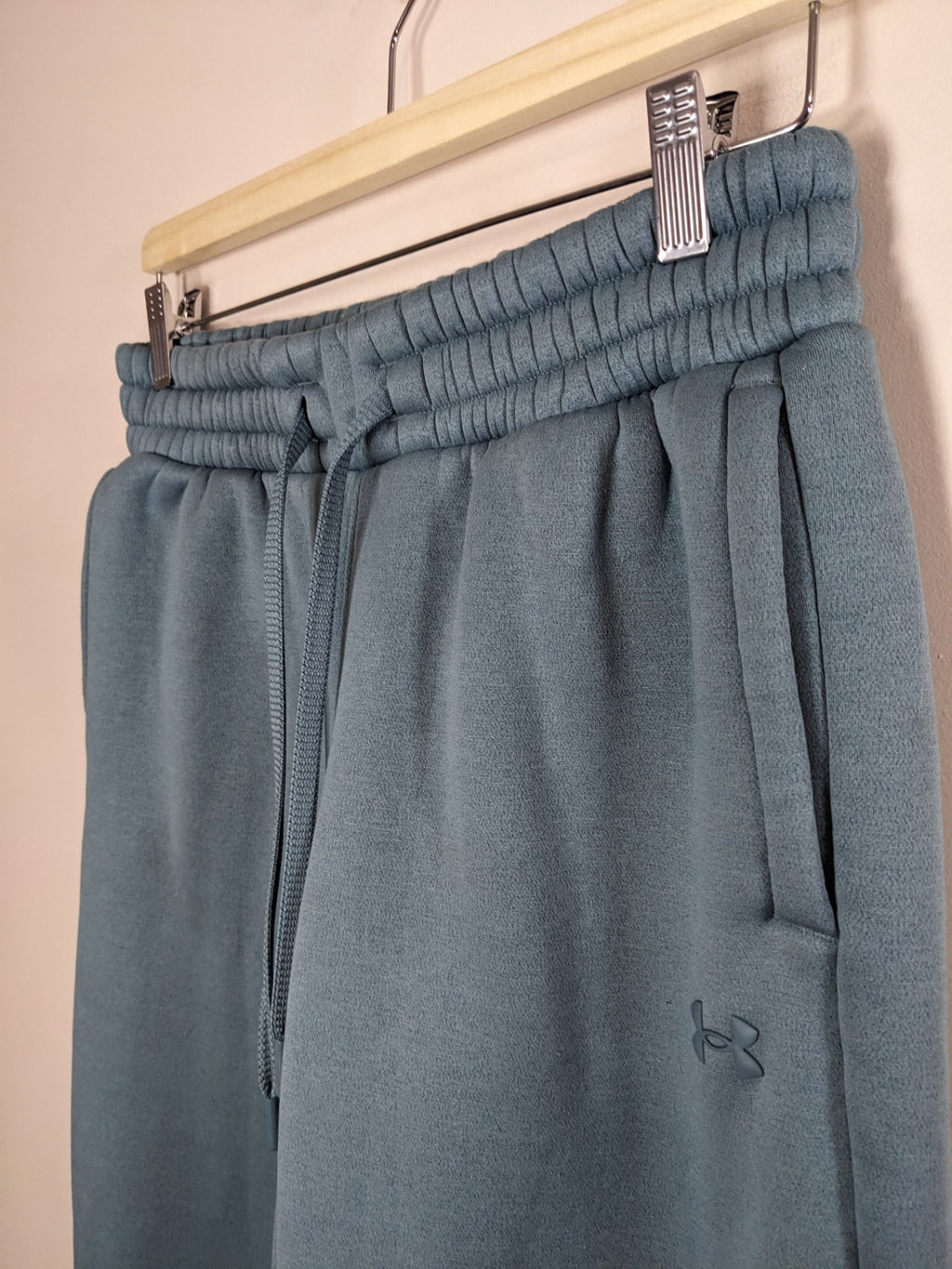 Under Armour Teal Sweatpants - S