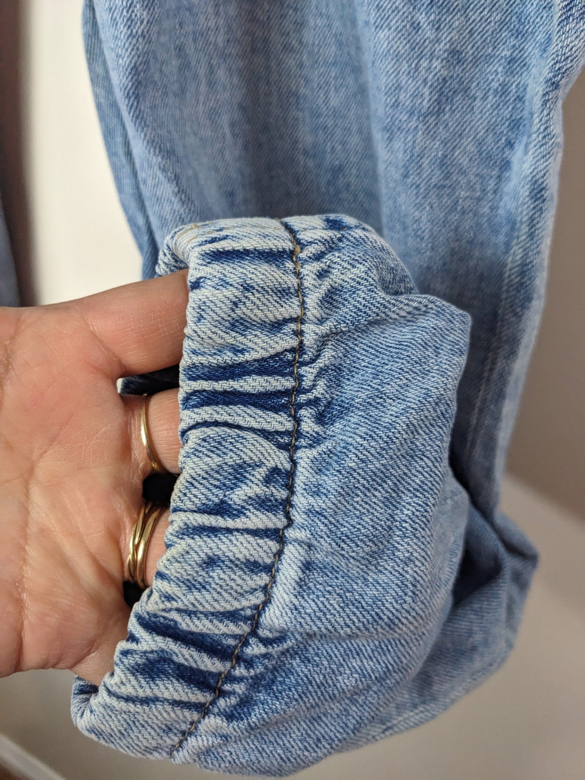 GAP Elastic Waist Jeans - M