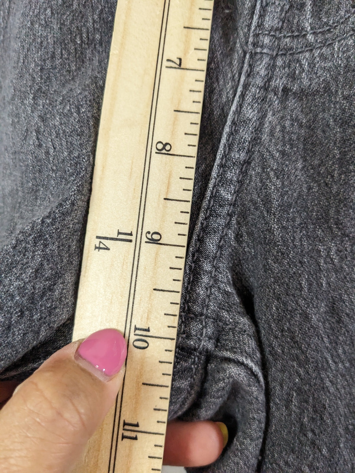 Old Navy Grey Boyfriend Jeans - 10