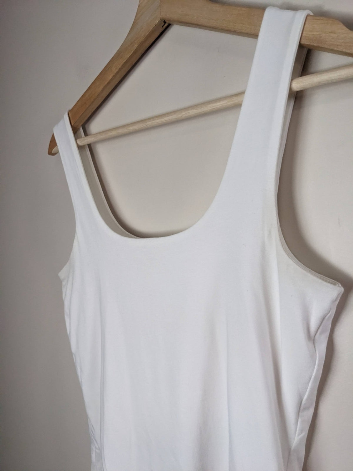 Old Navy White Bodysuit - S