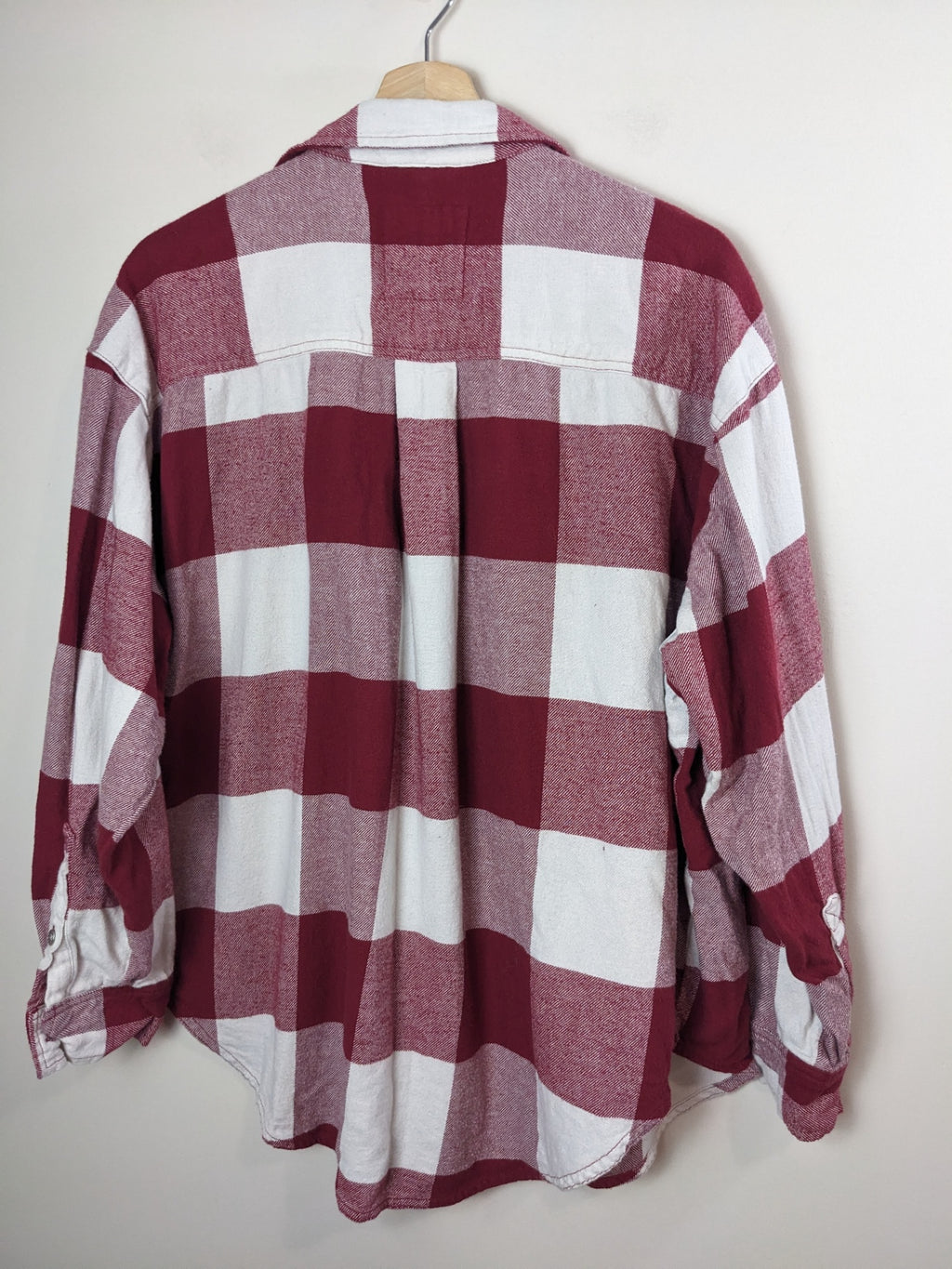 aerie red & white plaid shirt - S
