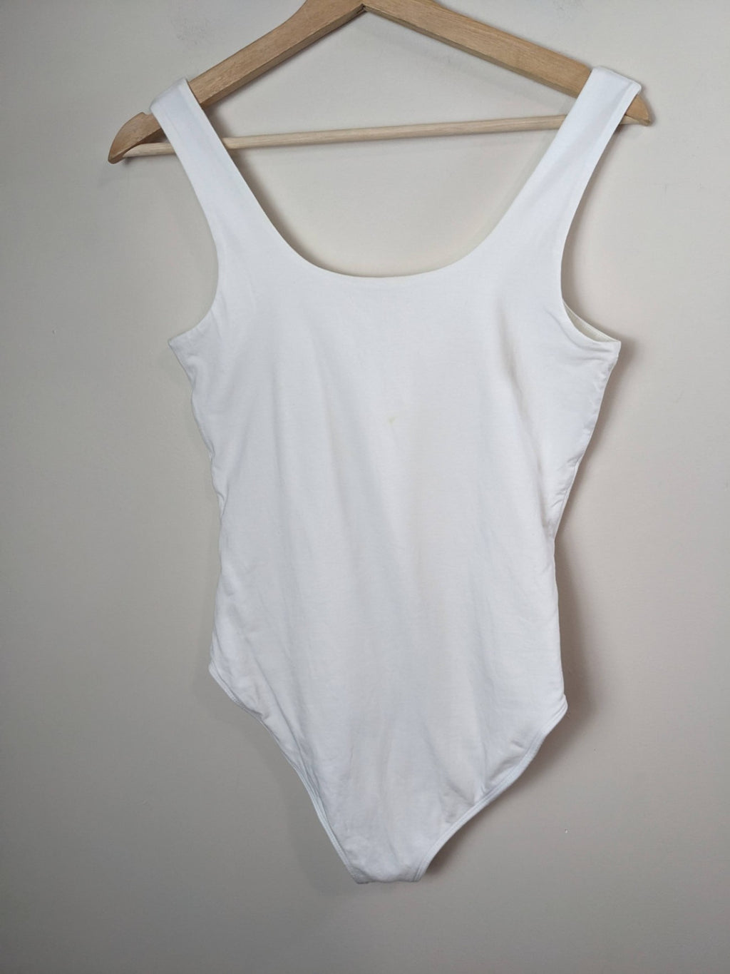 Old Navy White Bodysuit - S