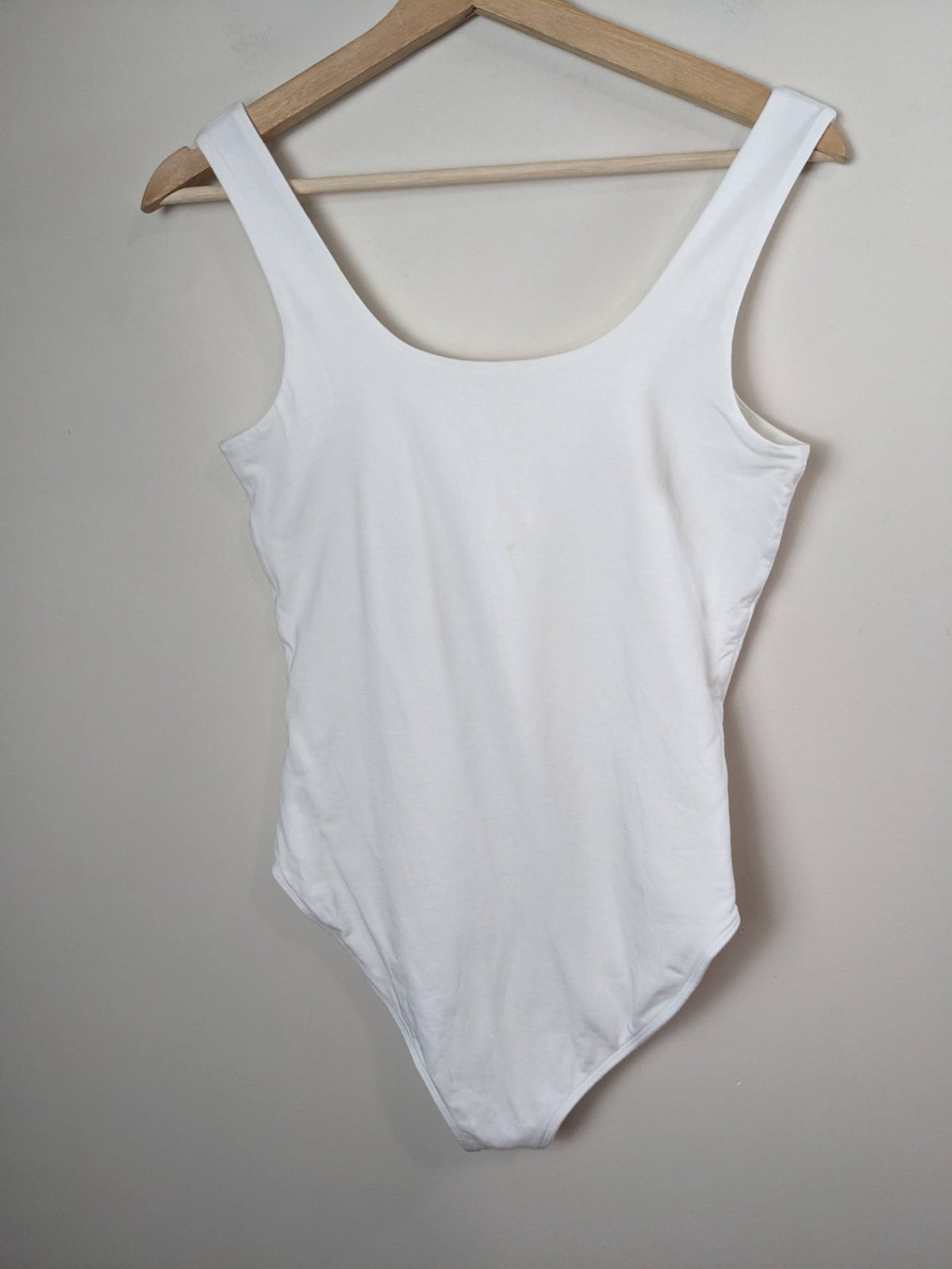 Old Navy White Bodysuit - S