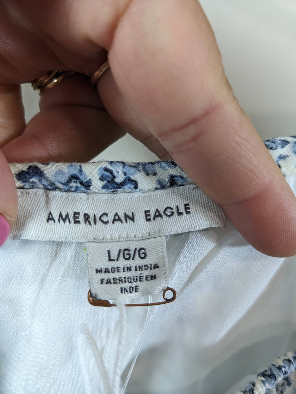 NWT AMERICAN EAGLE Floral One Shoulder Crop Blouse -  L