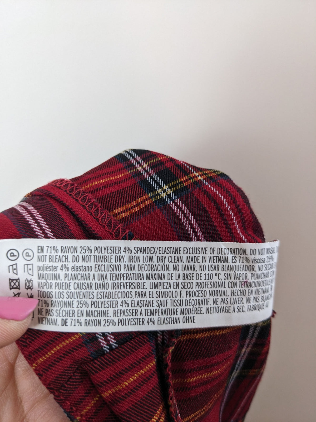 FOREVER 21 red plaid skirt - L