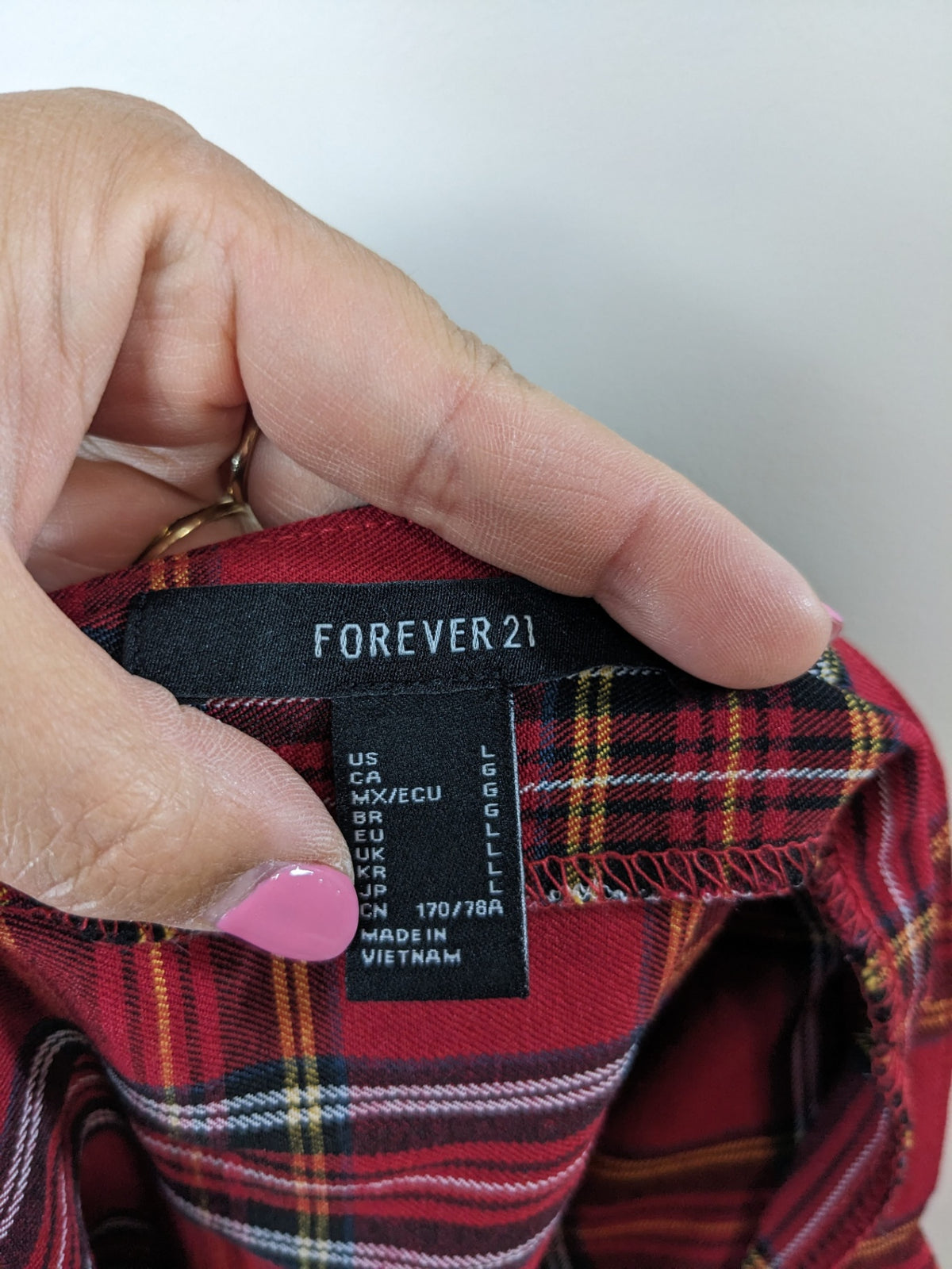 FOREVER 21 red plaid skirt - L