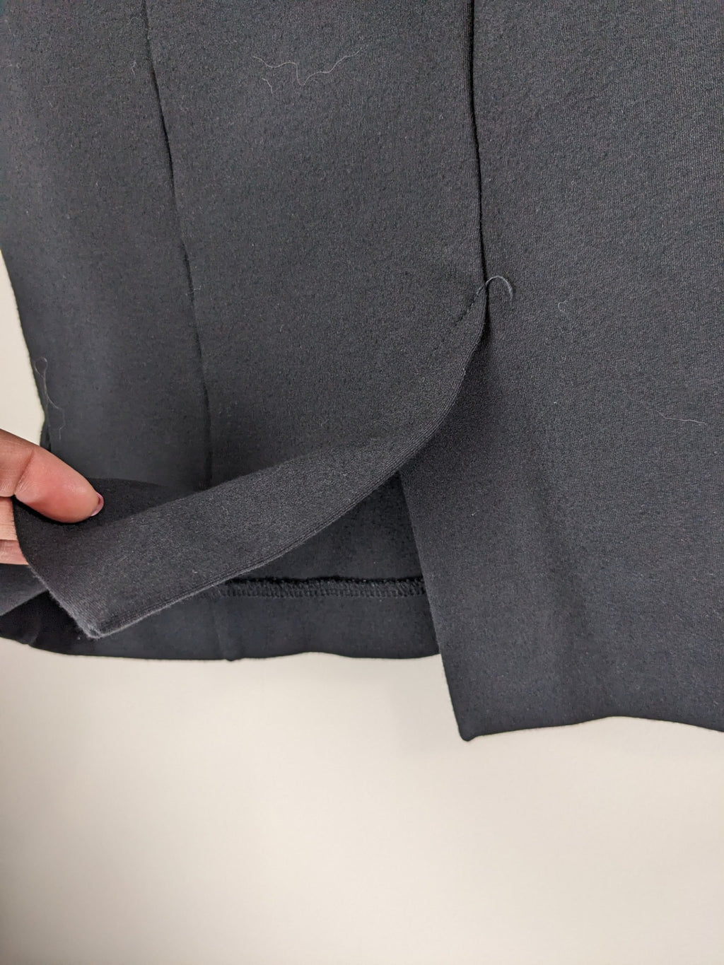LE CHATEAU Black Skirt - 10
