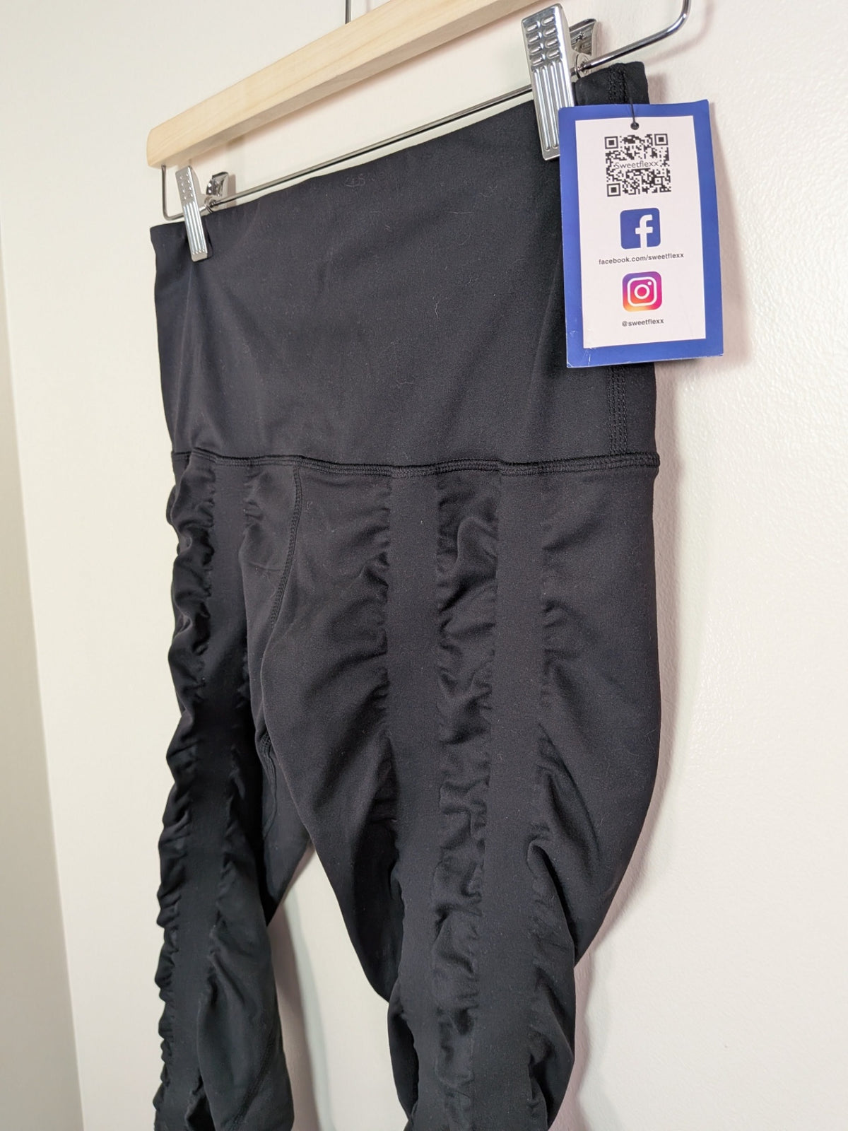 NWT Sweetflexx leggings - 8